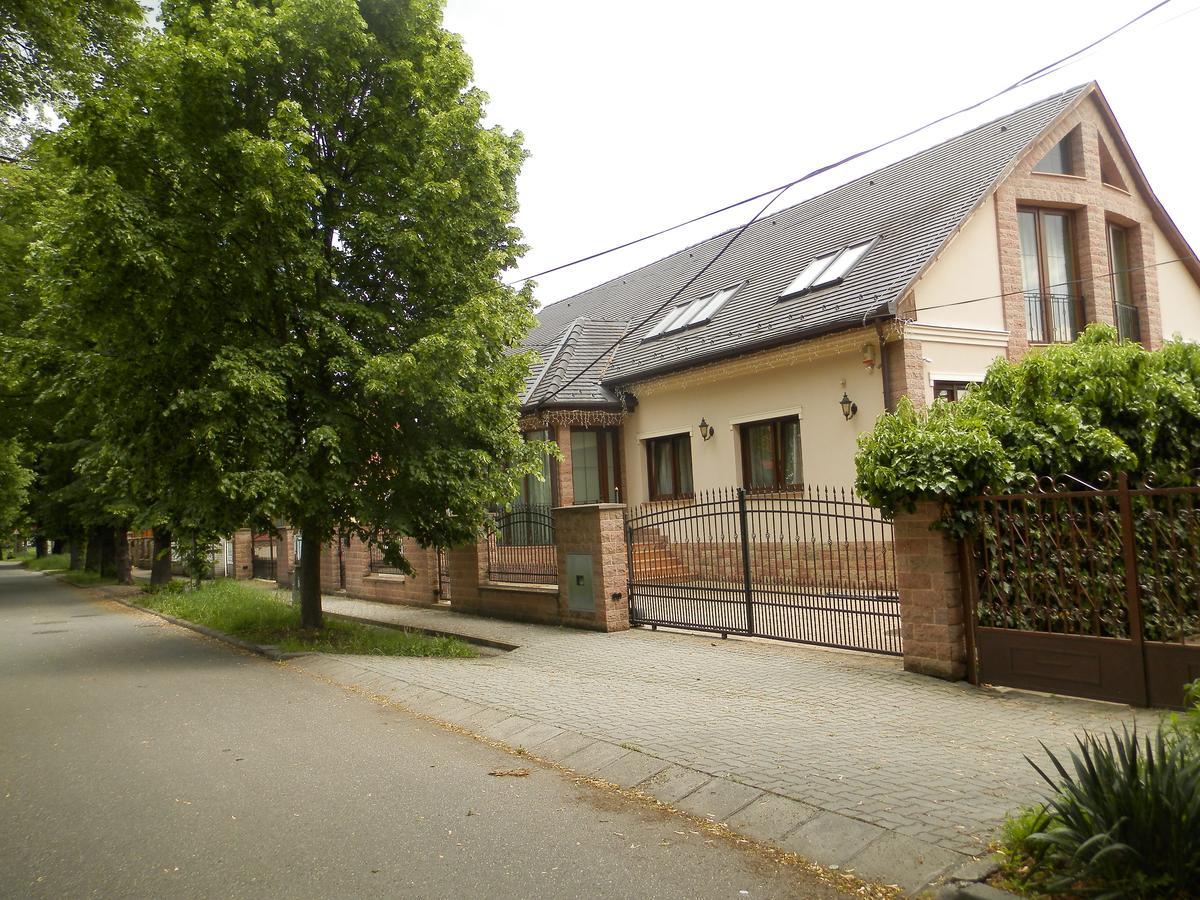 Bed and Breakfast Nagyret Panzio Erlau Exterior foto